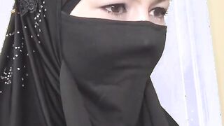 creampie muslim woman pleases a friend