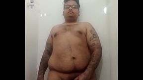 Vaibhav Jerks Off In The Shower