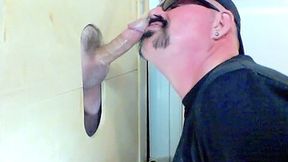 Gloryhole Suck Off Of Curious Married Guy - GloryholeHookups