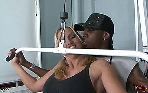 Bigass milf interracially cuckolds her lover