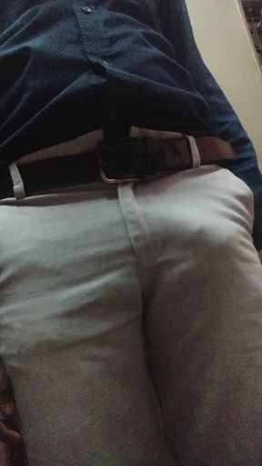 Tamil10inches BBC Who Wanna Play This Living Guitar