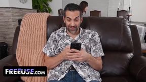 Donnie zerstampft Freeuse Roommates Lexi Luna Blair Hudson mit riesigem Creampie Chaos