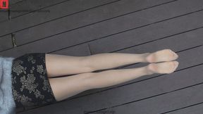 Tall and long-legged beauty Tai Mei wears cheongsam and pantyhose and sits on a table in the park to show off her beautiful legs and feet