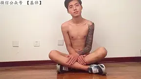 Hot Asian Model Cums At The End