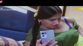 Indian Desi Girl's Hot Dance-Off with Bollywood Stars