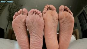 Moody Milf & Domi MILF dominate towering BARE SOLES! - MP4