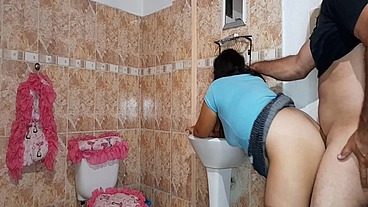 ME COGI AL PLOMERO