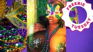 Jessica Grabbit Mardi Gras fun