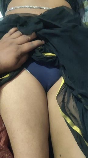 Stepsister in Saree Ass and Romance with Boyfriend