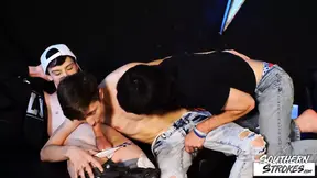 Strokes – Chris Summers And Zack Love Raw Fuck In 3way