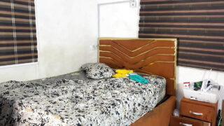 Những người đồng tính nam nghiệp dư người Ấn Độ, dương vật đen to bị quan hệ tình dục qua hậu môn.