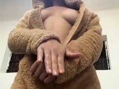 Two babes one brunette one blonde