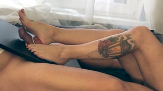 sexy feet crushing Balls
