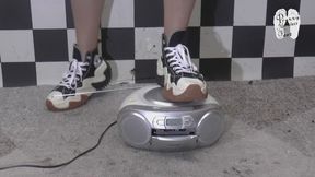 Good working radio under her Chucks