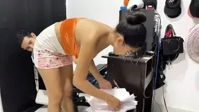 I FUCK THAT BITCH HARD UNTIL I CUM