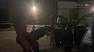 黑人，无套 – 日本业余男同性恋荡妇肛交