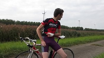 Cyclist Cums through his Shorts