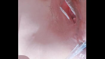 [国产调教]自我扩肛 肛门训练 亲手削的水果肛塞