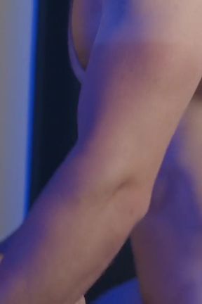 Twinkpop - Theo Brady's Delivery Turns Wild When Finn Harding Fucks Him Deep on the Office Couch
