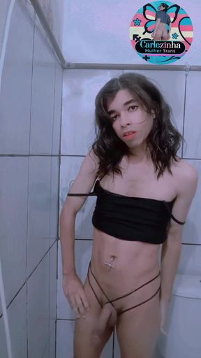 Call Me Carla, Carlazinha, Carles... or Just Bitch