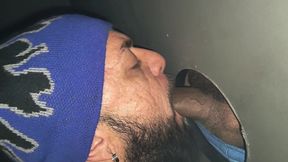 dei pro dotado no gloryhole da balada