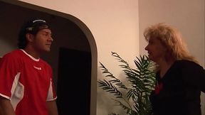 I fuck the Ass of my STEPMOM!!!