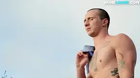 Tattooed Stud Amateur Jerks Off In Outdoor Solo Action