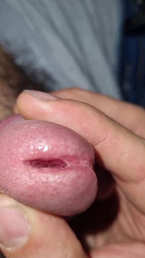 Come have fun with Rotss Hot's hairy cock