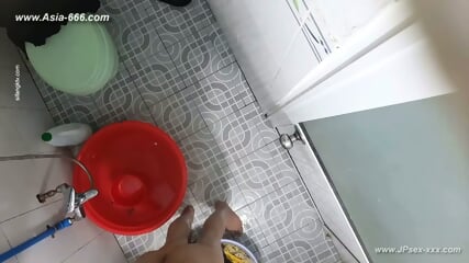 peeping chinese bath.103