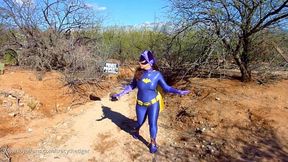 BatTracy is Trapped in the Desert