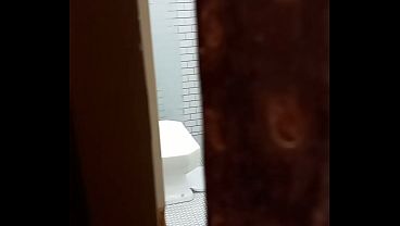 Wanking Watching My Housemate in the Shower