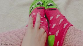Hips, tits, booty, pussy, and feet teasing with cute socks on!
