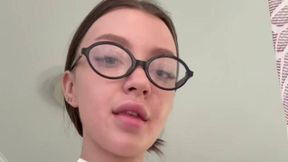 Member content by @PrincessKiss @Showing Boobs and #Nude #Glasses Porn #Brunette porno gratis film | Tik.Porn