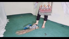Big Ass Amateur Indian Muslim Maid Showing Big Ass Through Black Transparent Pajama While Cleaning Room in Clear Hindi Audio