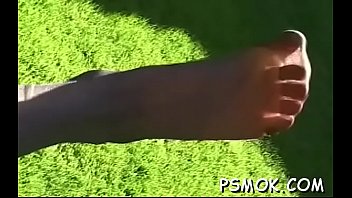 Petite beautie sucks a big dick like a professional