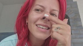 GREEN SNOT ADDICTION – Blow Out, Pull Back In & Swallow Challenge.