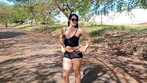 raquel abandonou a mascara de vez ,saiu provocando os homens na rua e ainda pagou boquete e ganhou leitinho