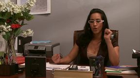 Isis Love Gets A Foot Massage Before A Deep Dicking