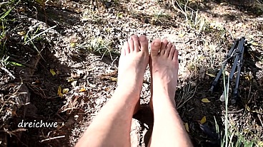 Fetish feet in the sun