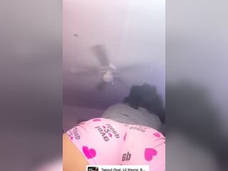 Large butt Latin chick , eighteen years