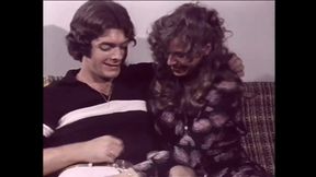 Vintage Threesome of Sexy Busty MILF Fucked and Cummed in Mouth by Two Big Cocks