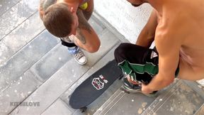 He Noticed a Guy He Saw on a Gay App, and Asked Him to Have Sex Right Then and There. He Fucked a Skateboarder on a Fire Escape