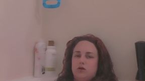 Bath time is more fun when you play with yourself