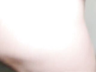 BNWO bimbo getting owned by BBC King