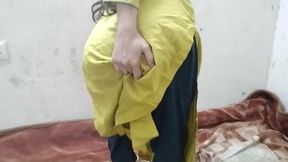 Bua ki ko ghar me band kar ke pela