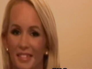 Vintage amateur widens letting out creampie