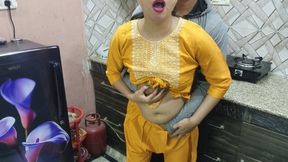 JIJA JI seduced by SAALI&#039;S sexy body fucked her pussy and ass Hindi audio