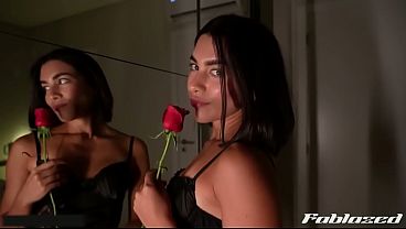 My sexy stepsister and I will give you a Valentine'_s Day present