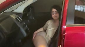 My step-cousin arrives very horny, she was good
