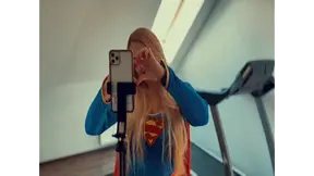 Super belly instead of Superwoman